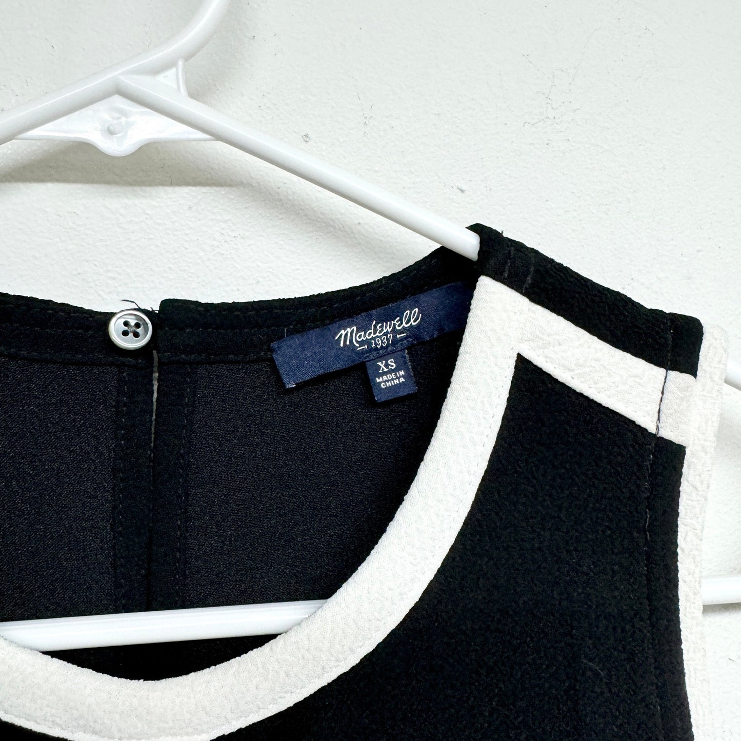 MADEWELL Women Black Crepe Canal Piped White Trim Tank Top Size XS