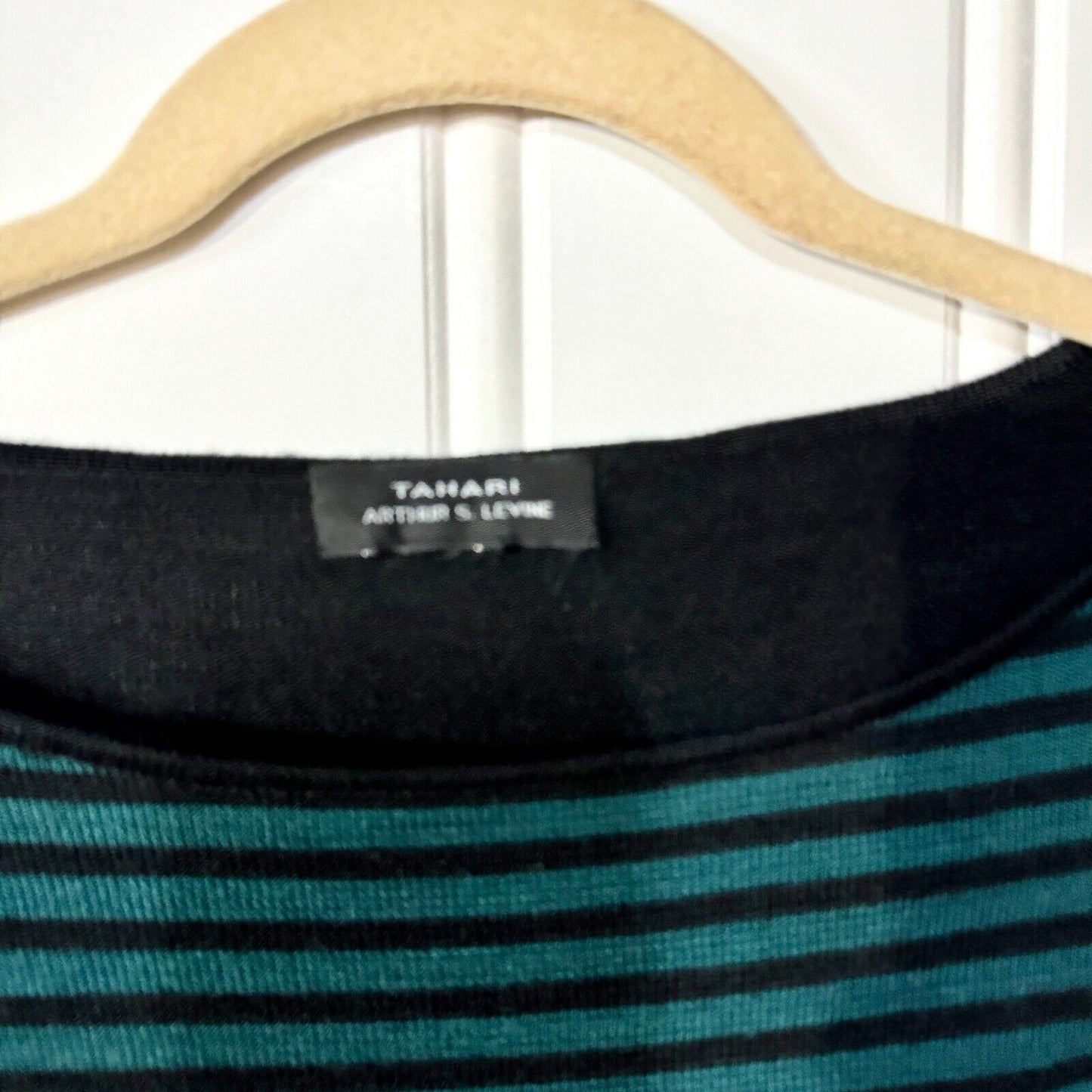 TAHARI Sweater Women Size L Black Asymmetrical Long Sleeve Wide Neck Wool