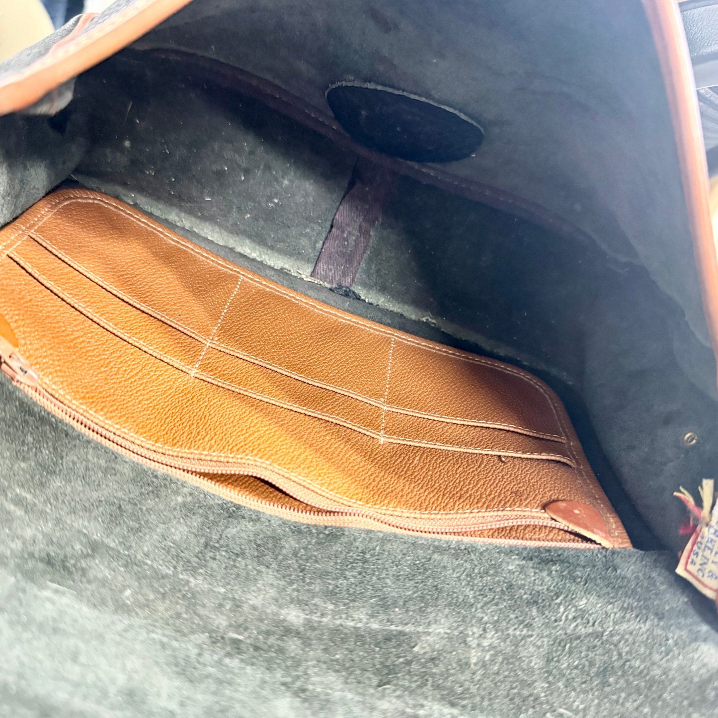 Vintage DOONEY & BOURKE Crossbody All Weather Pebbled Leather Crossbody Bag