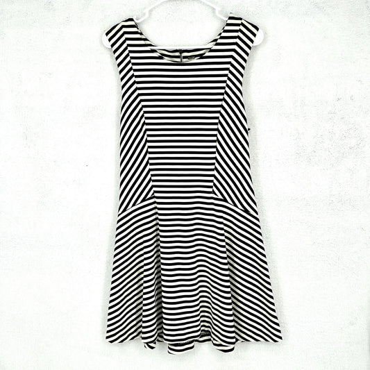 FREE PEOPLE Dress Women Size Large Drop Waisted Flare Black & White Striped