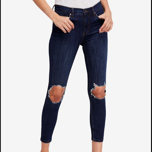 Free People Women's Distressed Ripped Mid Rise Dark Wash Skinny Jeans Size 26
